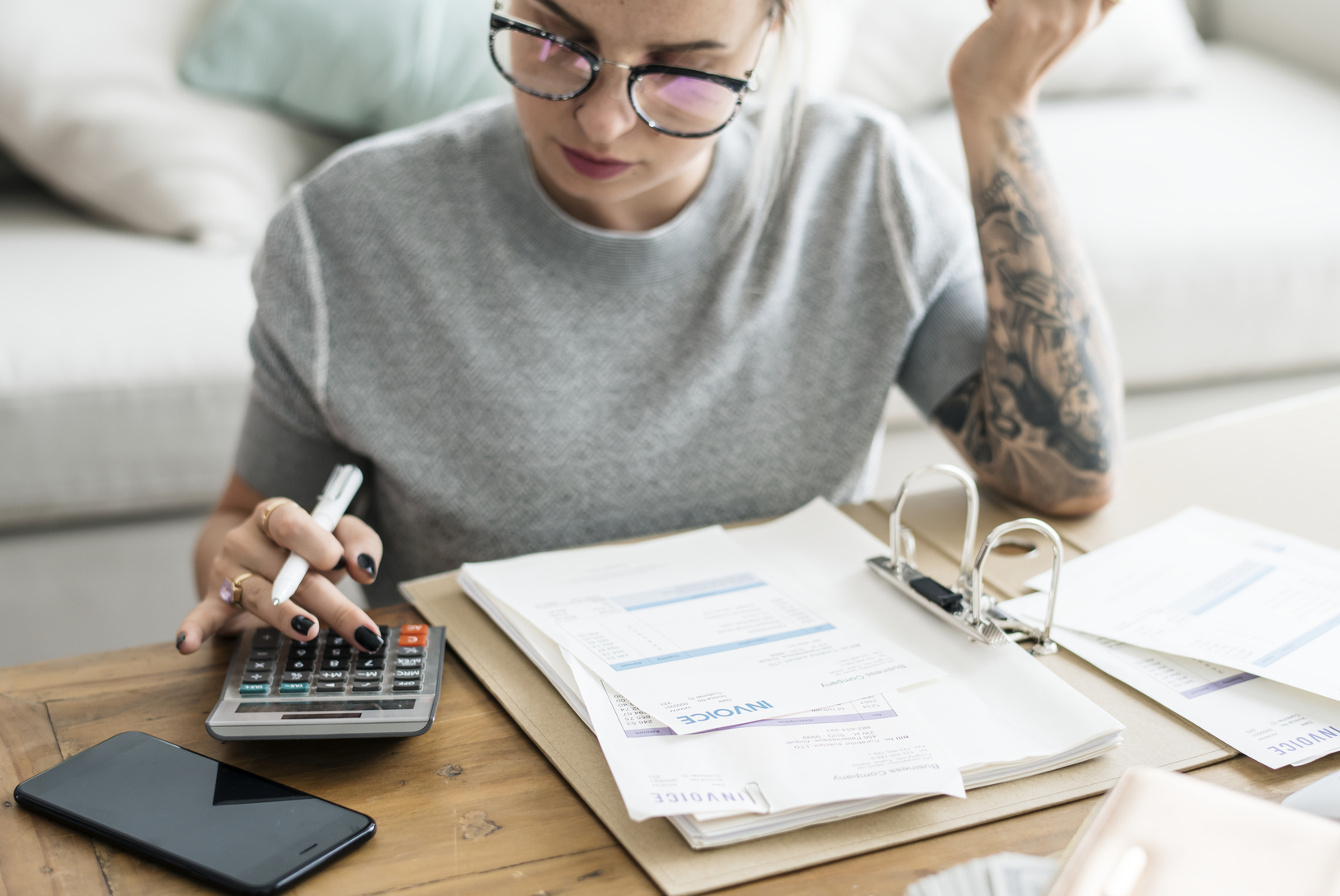 ¿Qué es el sueldo nominal y cómo calcular el salario líquido en Uruguay?
